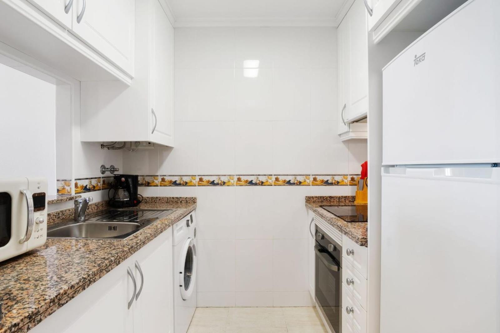 Nice Modern 2 Bed Apartment In Torrievieja Torrevieja Esterno foto
