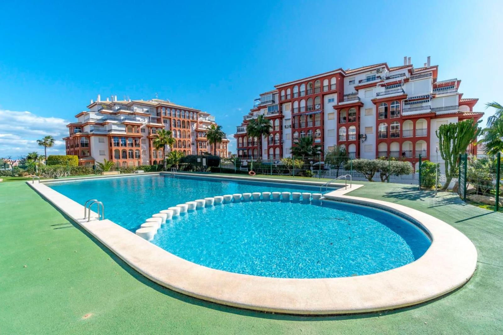Nice Modern 2 Bed Apartment In Torrievieja Torrevieja Esterno foto